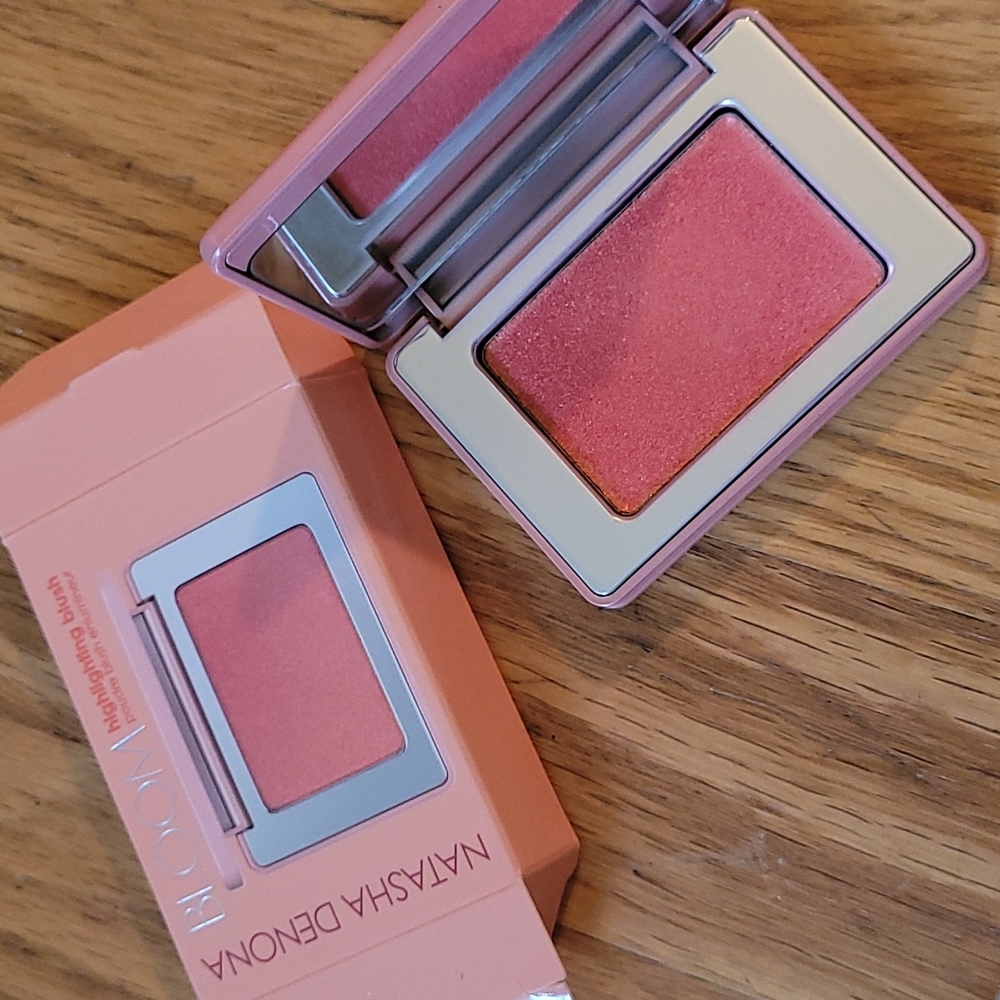 Natasha Denona Bloom Highlighting Blush